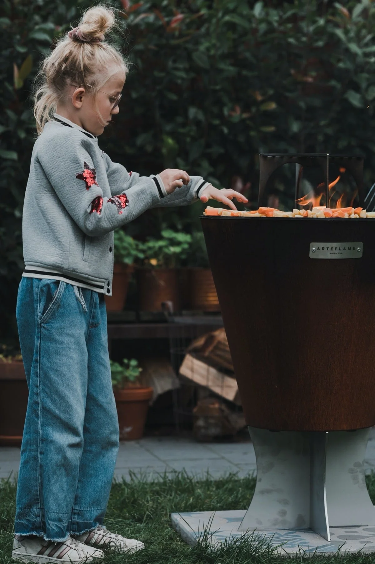 Arteflame One20 Grill Stand - Adjustable for Coffee to Table Height - Image 3
