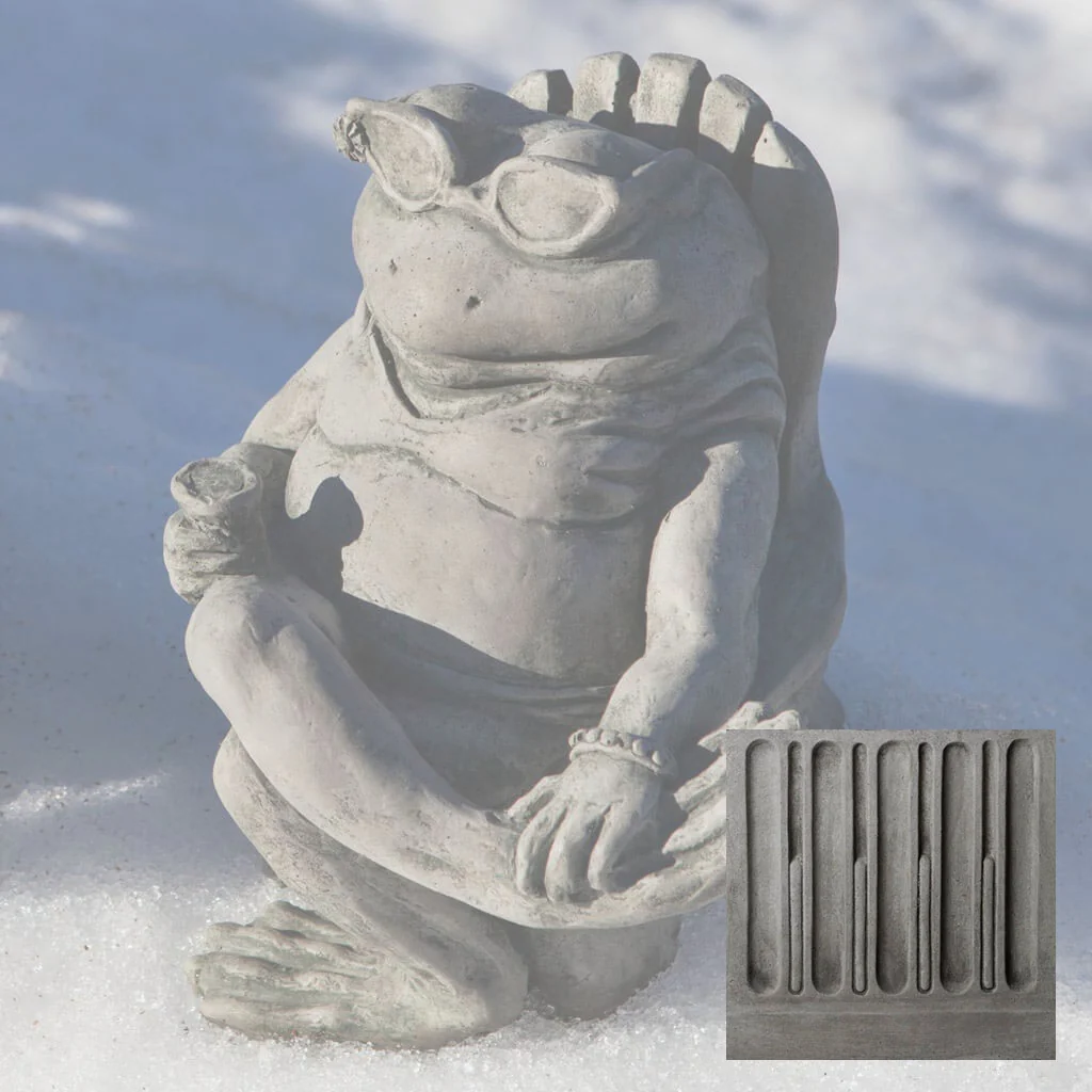 Campania Doris on the Beach Garden Statue - A-571 - Image 9