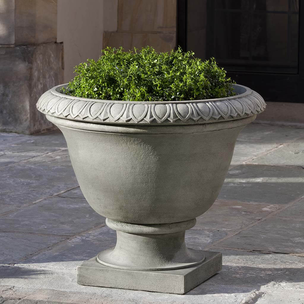 Campania Easton Urn - P-551