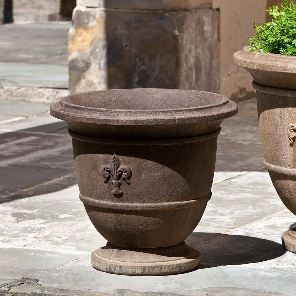 Campania Fleur de Lis Urn - P-573 - Image 2