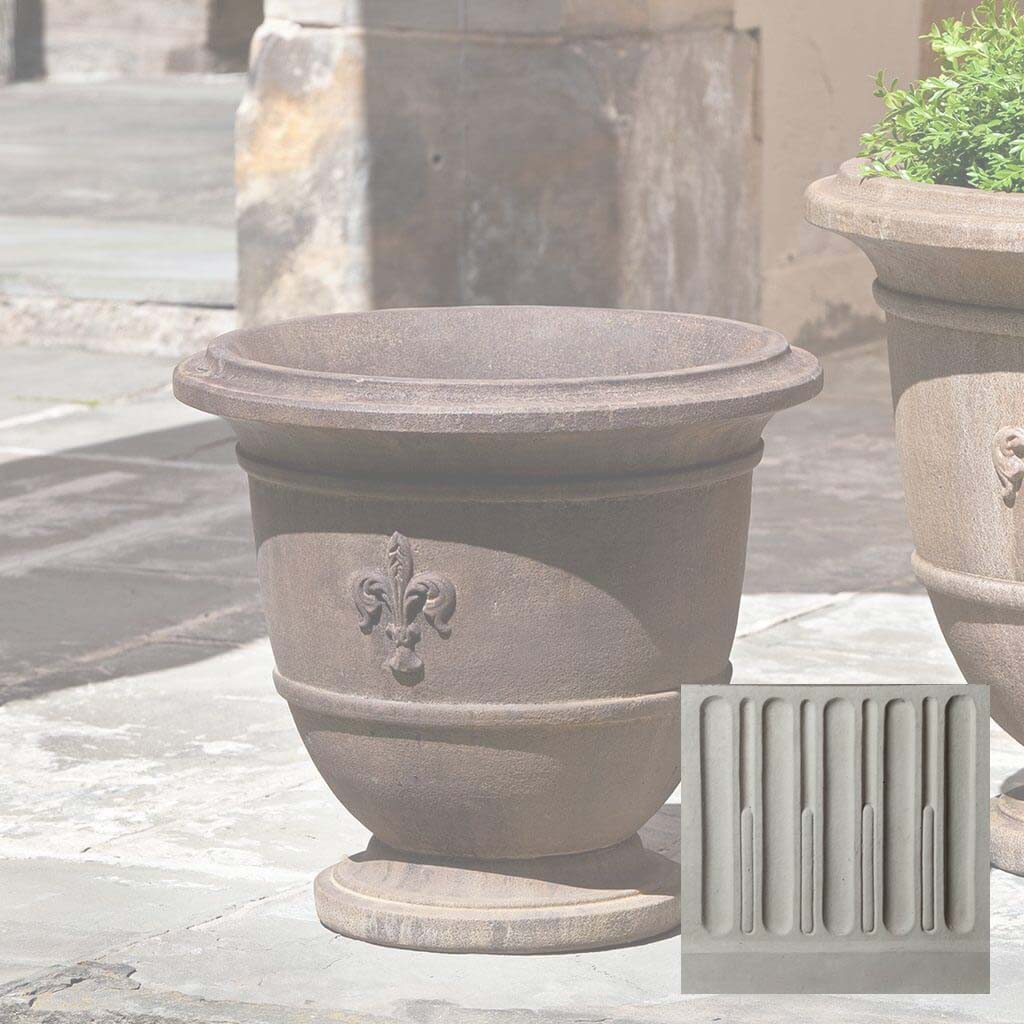 Campania Fleur de Lis Urn - P-573 - Image 25