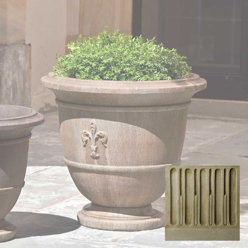 Campania Fleur de Lis Urn - P-573 - Image 6