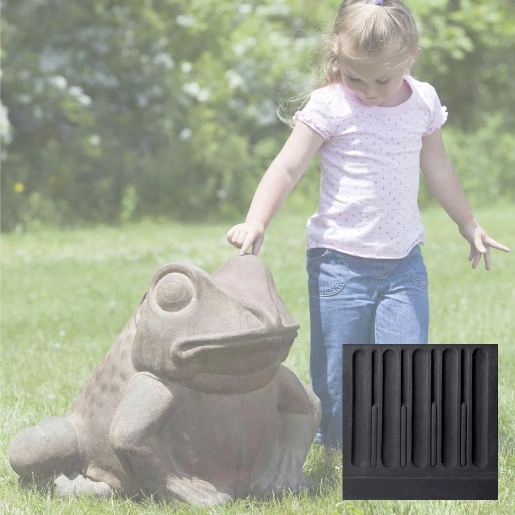 Campania Giant Garden Frog Garden Statue - A-224 - Image 13