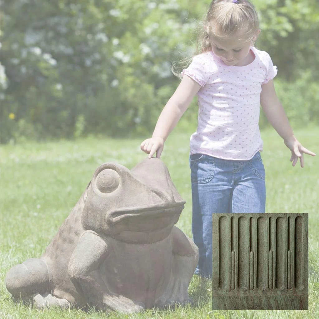 Campania Giant Garden Frog Garden Statue - A-224 - Image 5