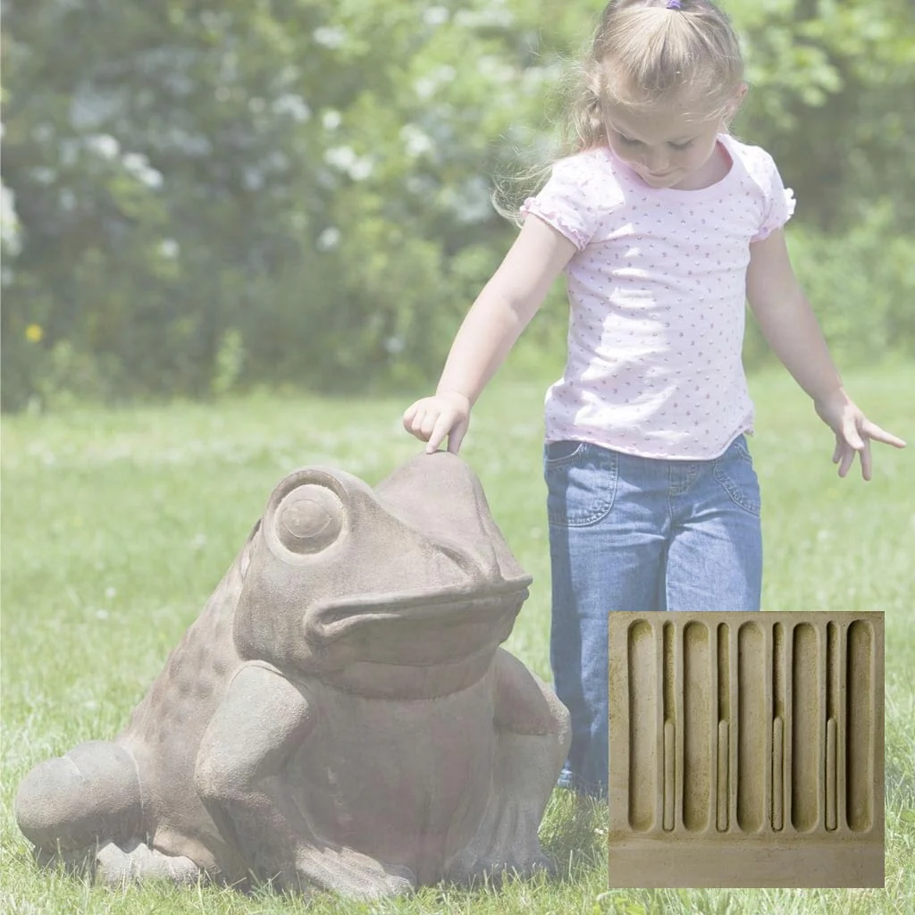 Campania Giant Garden Frog Garden Statue - A-224 - Image 7