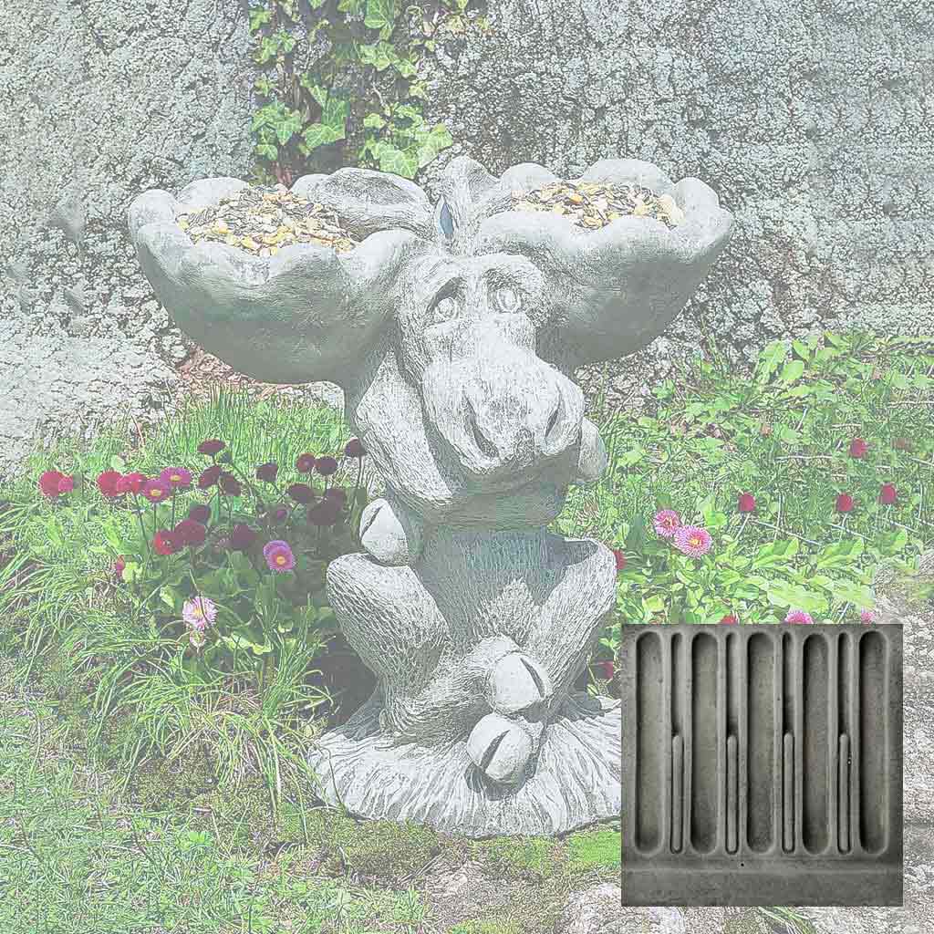 Campania Moose Birdbath/Feeder - B-047 - Image 3