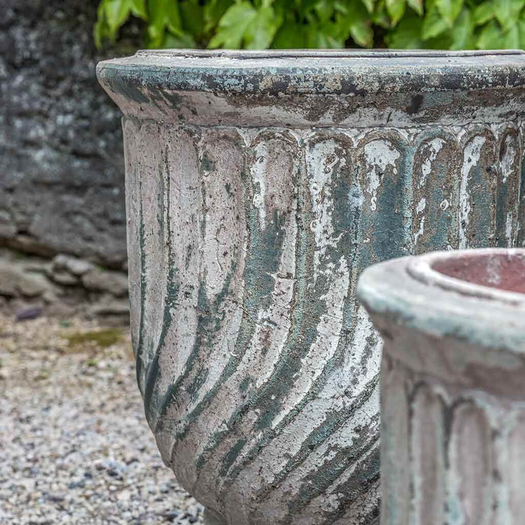 Campania Pincio Urn Planter, Set of 3 - 5005-18003 - Image 3