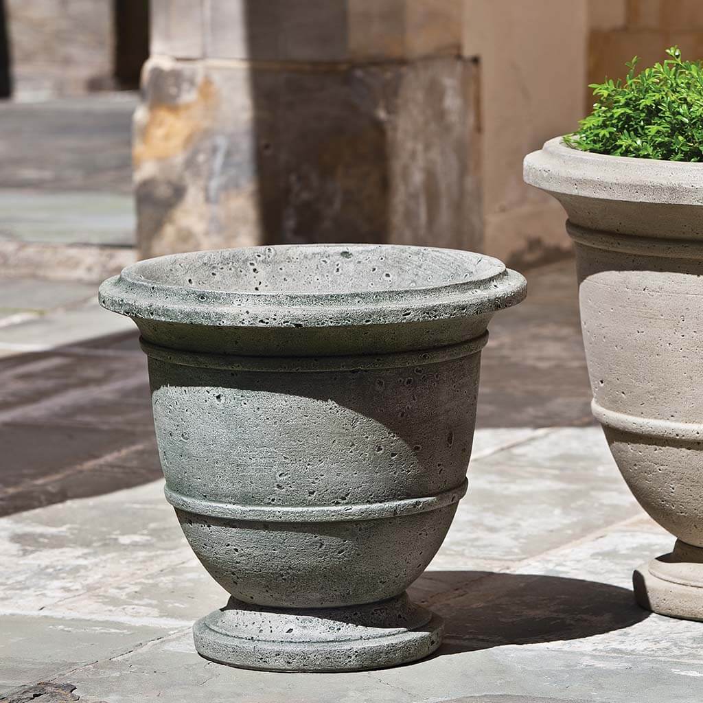 Campania Relais Urn - P-575 - Image 2