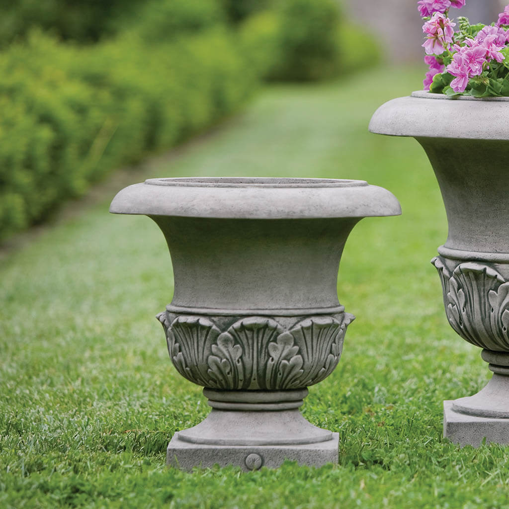 Campania Williamsburg Acanthus Planter - P-497A - Image 2