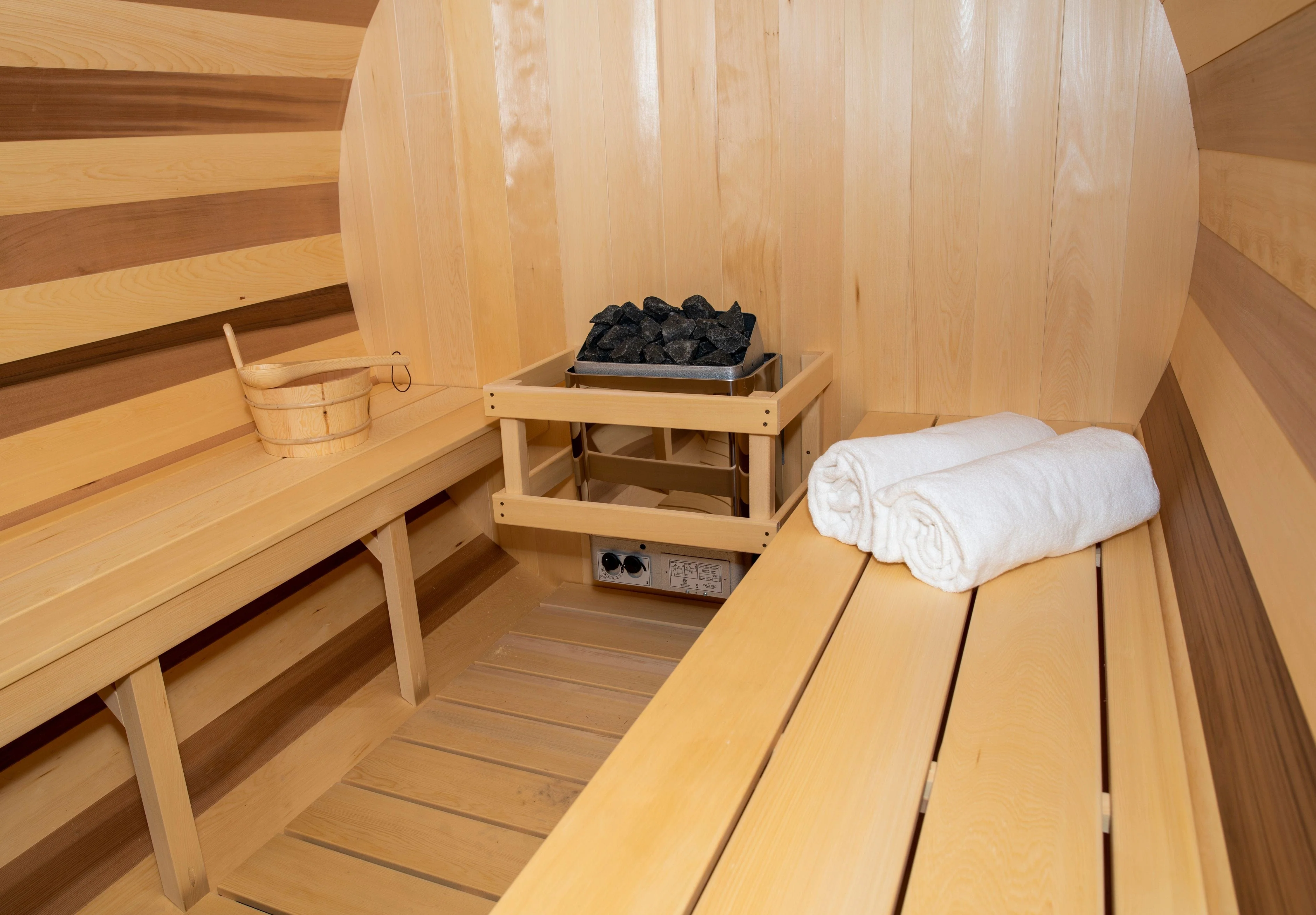 Dundalk Leisurecraft Canadian Timber Tranquility Barrel Sauna | 6 - 8 Persons - Image 8