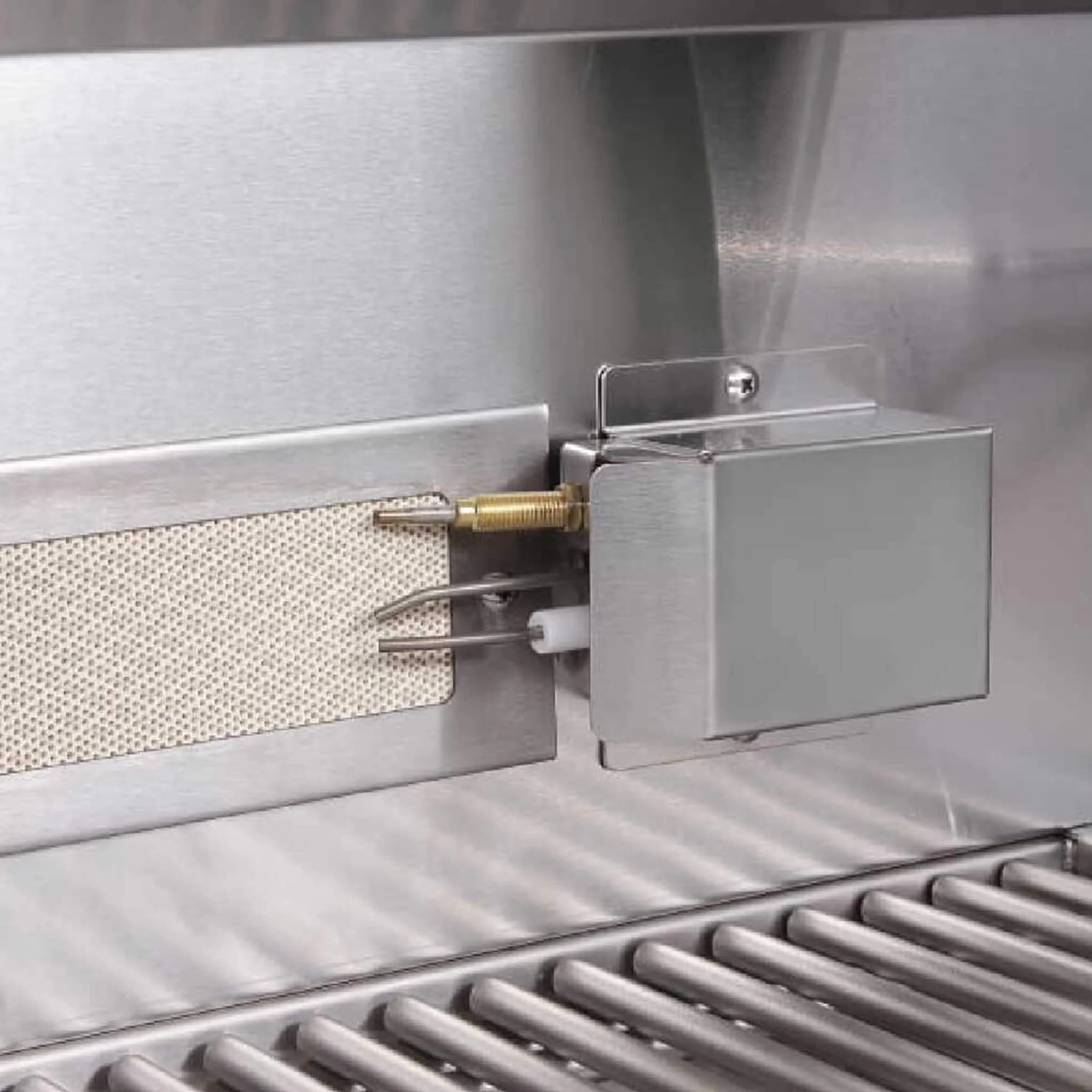 Edgestar 89K BTU Built-In Grill With Rotisserie And LED Lighting, 36" (SAK49230) - Image 8