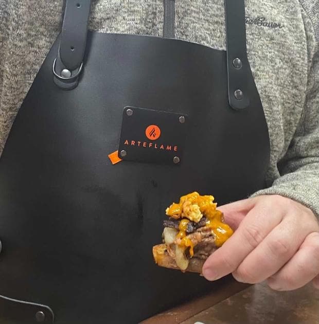Elevate Your Grilling Experience with Fine Leather Grill Aprons - Image 3
