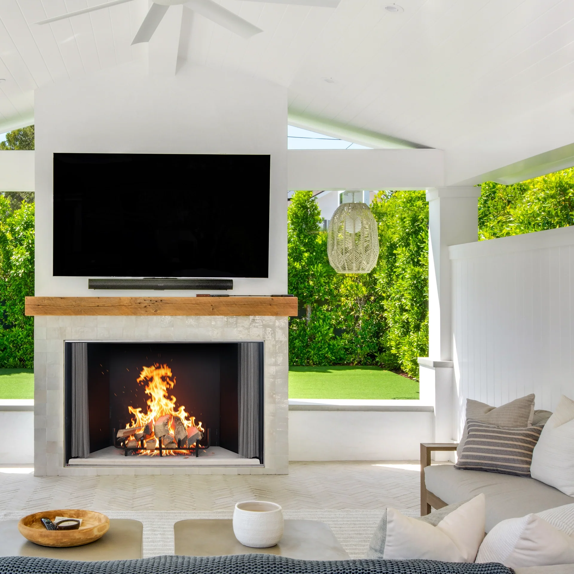 Empire Aspen 60” Outdoor Traditional Wood Fireplace - OWB60FB0F - Image 2
