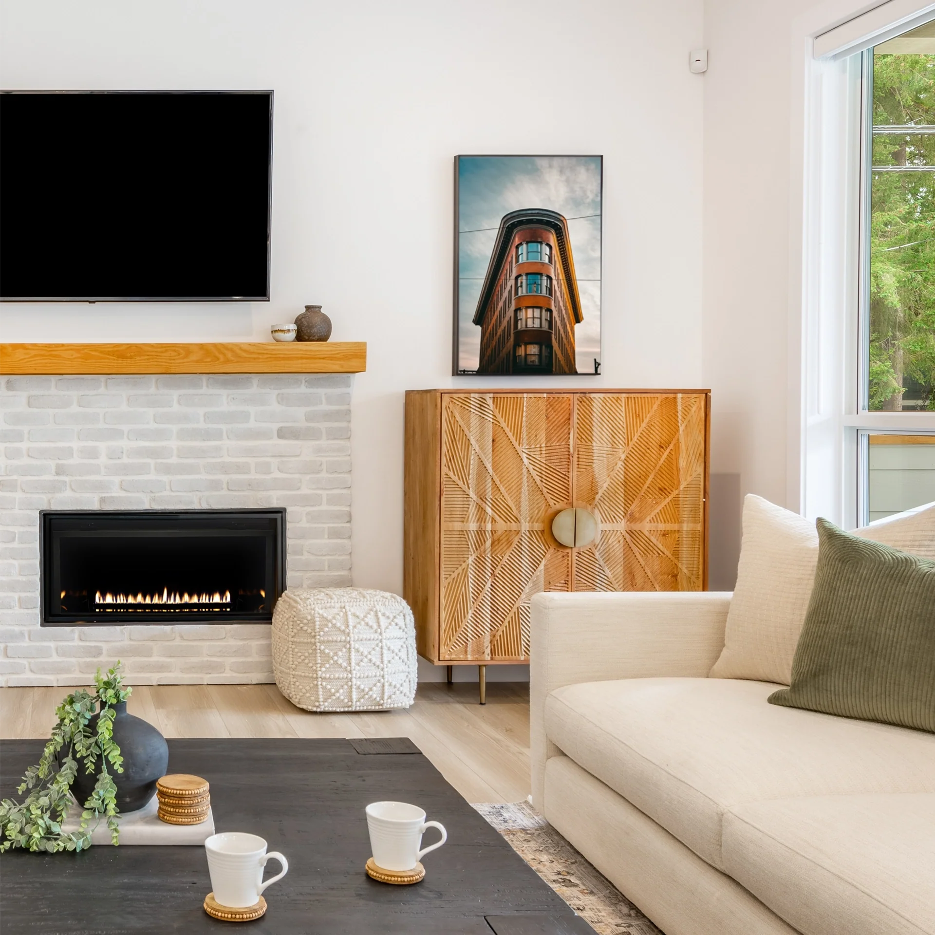 Empire Loft 46" Direct Vent Gas Fireplace - DVL46BP30