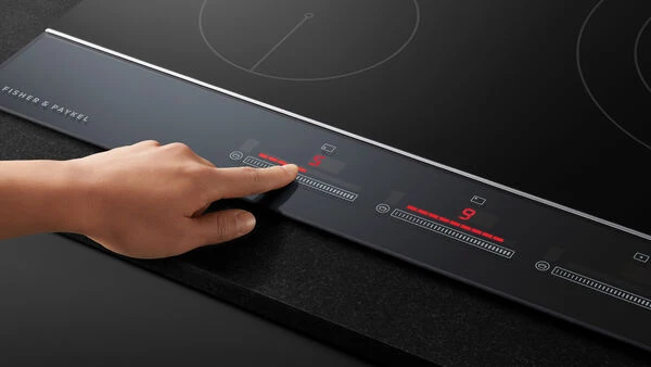 Fisher & Paykel 12" Series 7, 2‑Zone Induction Cooktop with SmartZone, Black Glass – CI122DTB4 - Image 4
