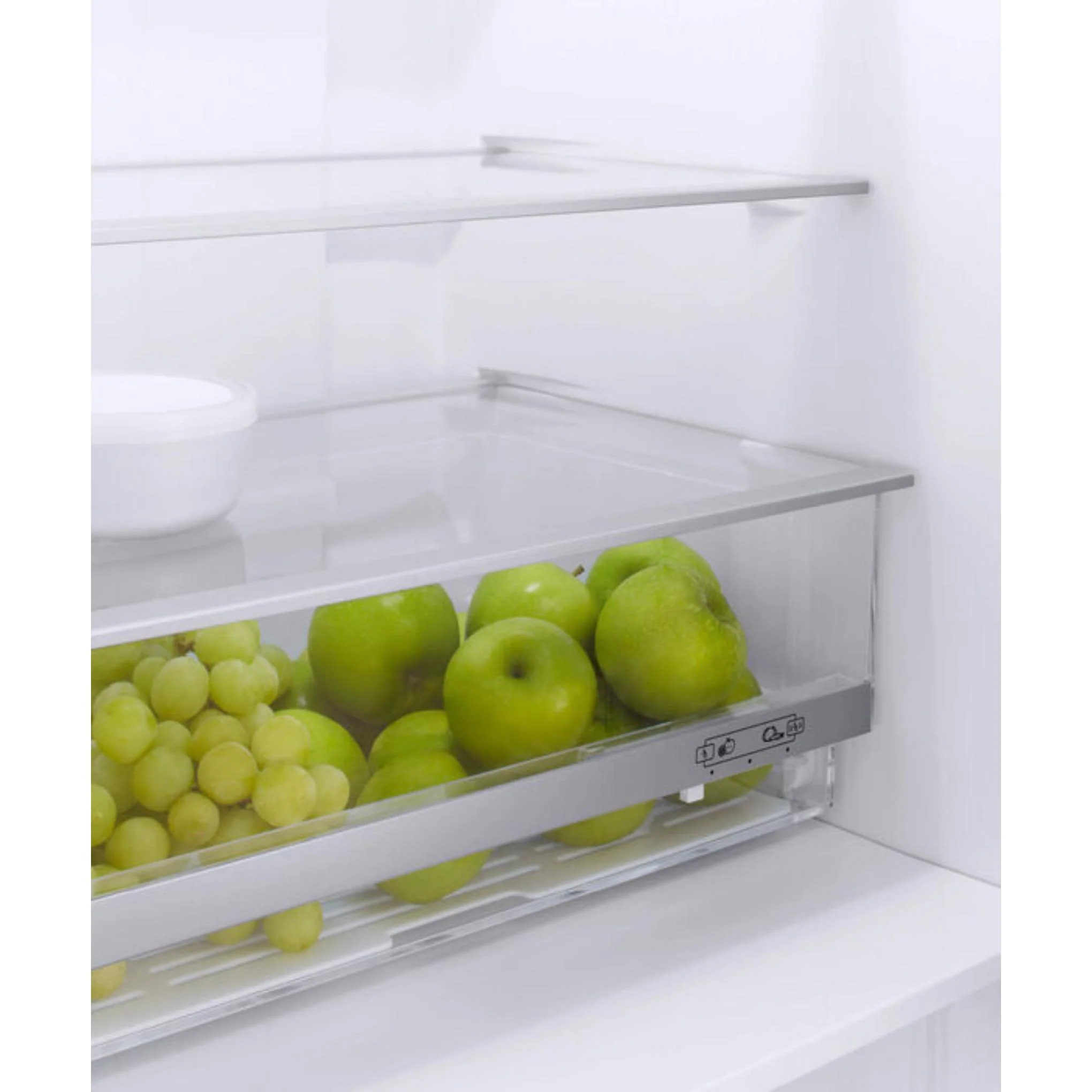 Fisher & Paykel 24" Series 5 Integrated Refrigerator Freezer - RB2470BRV1 - Image 7