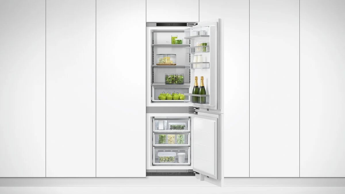 Fisher & Paykel 24" Series 9 Integrated Refrigerator Freezer, Ice & Water - RS2474BRU1 - Image 11