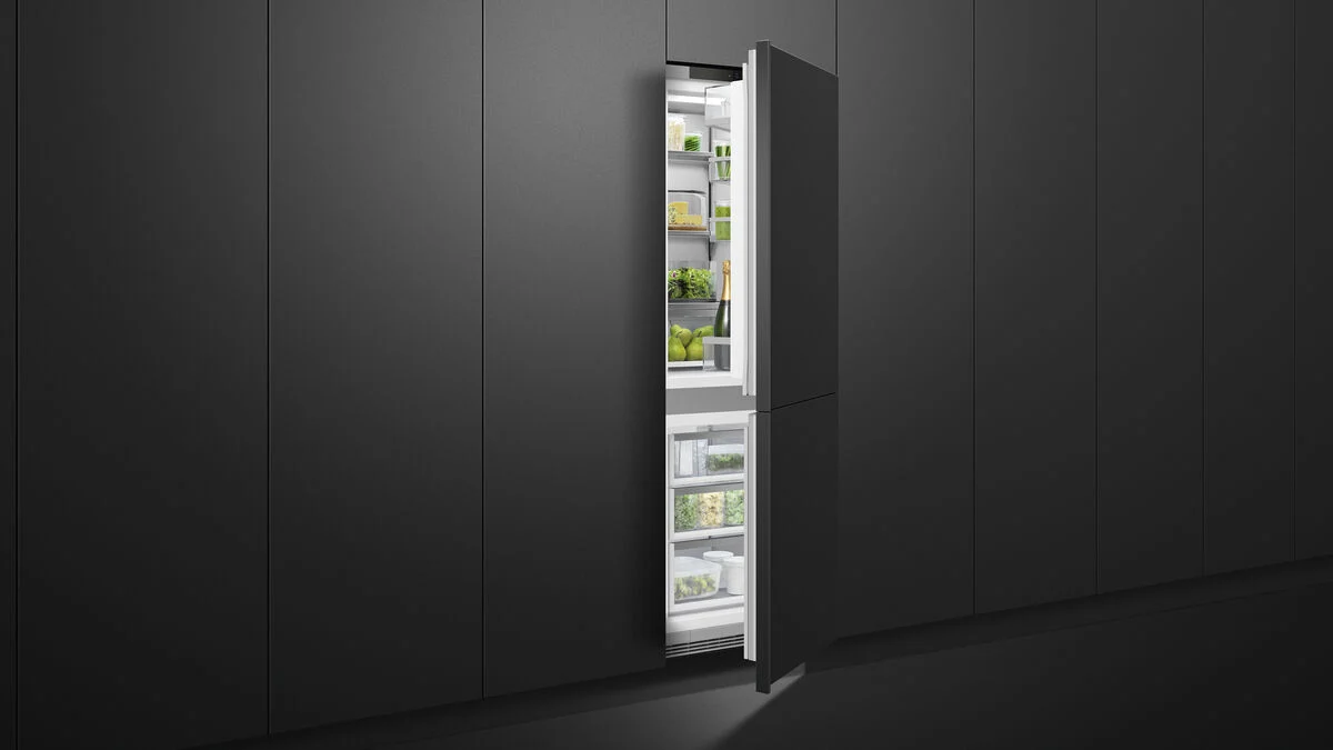 Fisher & Paykel 24" Series 9 Integrated Refrigerator Freezer, Ice & Water - RS2474BRU1 - Image 9
