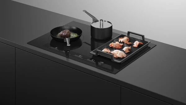 Fisher & Paykel 30" Series 7, 4-Zone Induction Cooktop, SmartZone, Black Glass – CI304ZDTB5 - Image 3