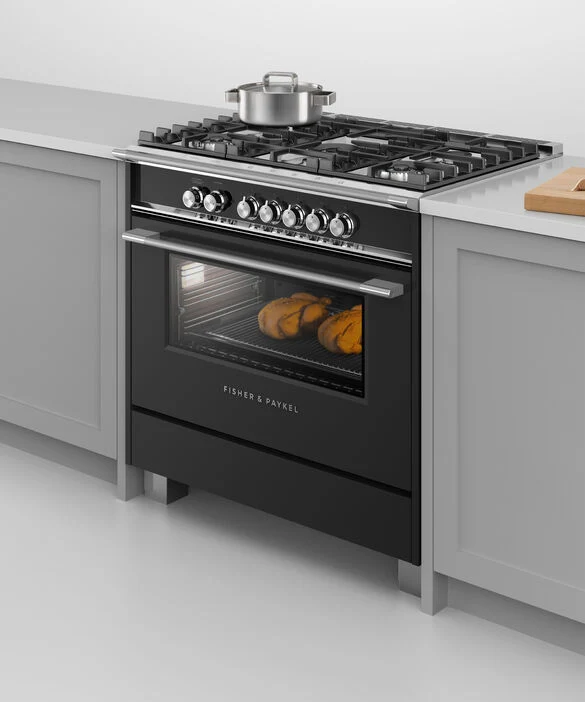 Fisher & Paykel 36" Series 7 Classic Gas Range, 5 Burner – OR36SCG4* - Image 3