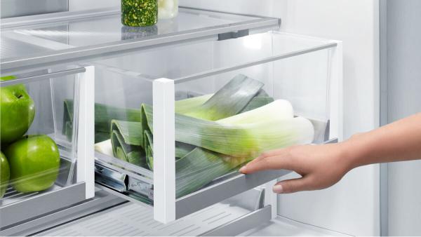 Fisher & Paykel 36" Series 7 Integrated French Door Refrigerator Freezer, Ice & Water - RS36A72U1 N - Image 7