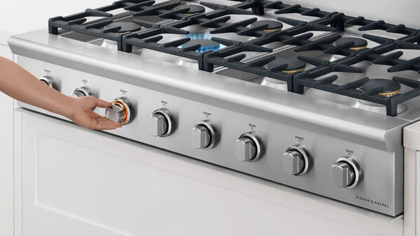 Fisher & Paykel 48" Series 9 Gas Rangetop with Griddle – CPV3-48*GD-N - Image 8