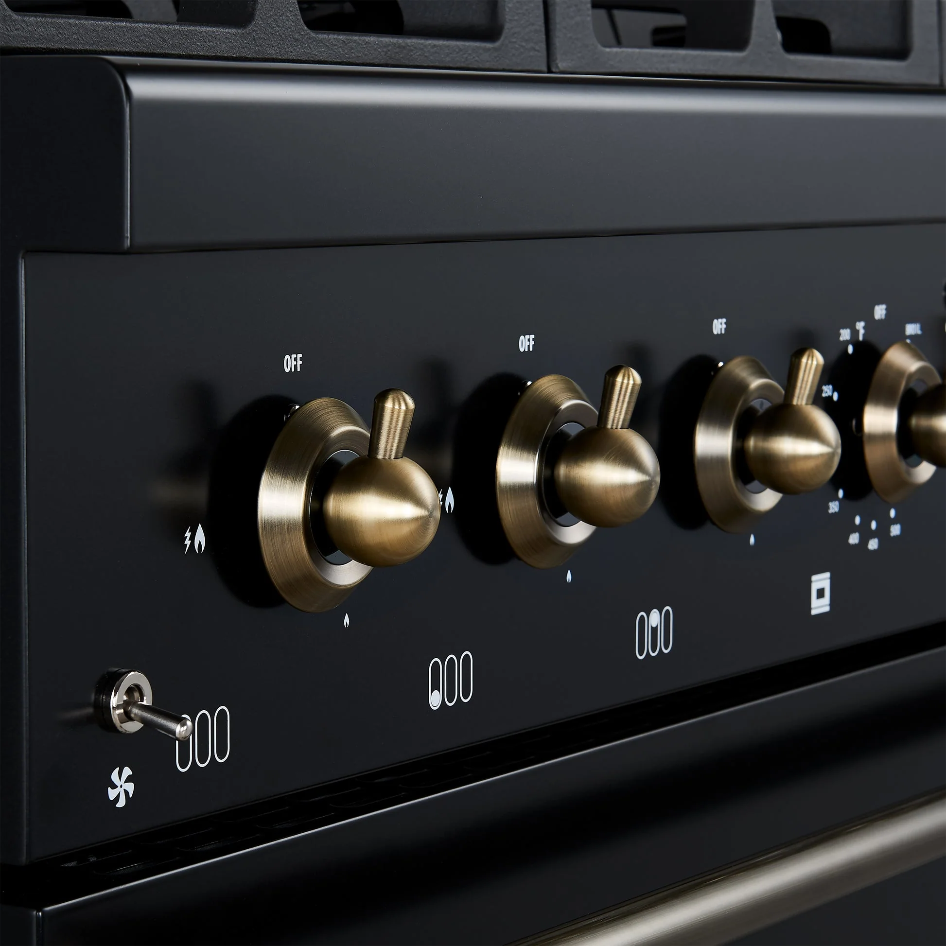 Forno Antico Dual Fuel Range, with Antique Brass Finish, Convection Oven - Image 8