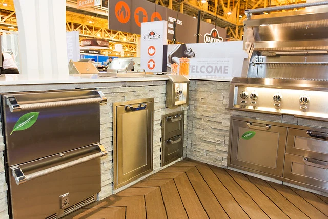 Hestan 24″ Outdoor Refrigerator Drawers With Lock - GRR24 - Image 14