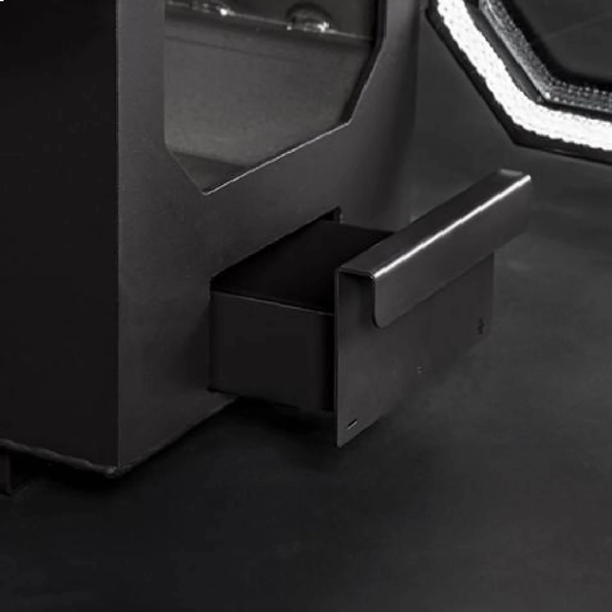 Huum Hive Flow 9.8KW Wood-Burning Sauna Stove With Sauna Stones [H1015012] (SAK85179) - Image 9