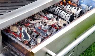 Kalamazoo K500HS Freestanding Hybrid Fire Grill with Side Burner - Image 5