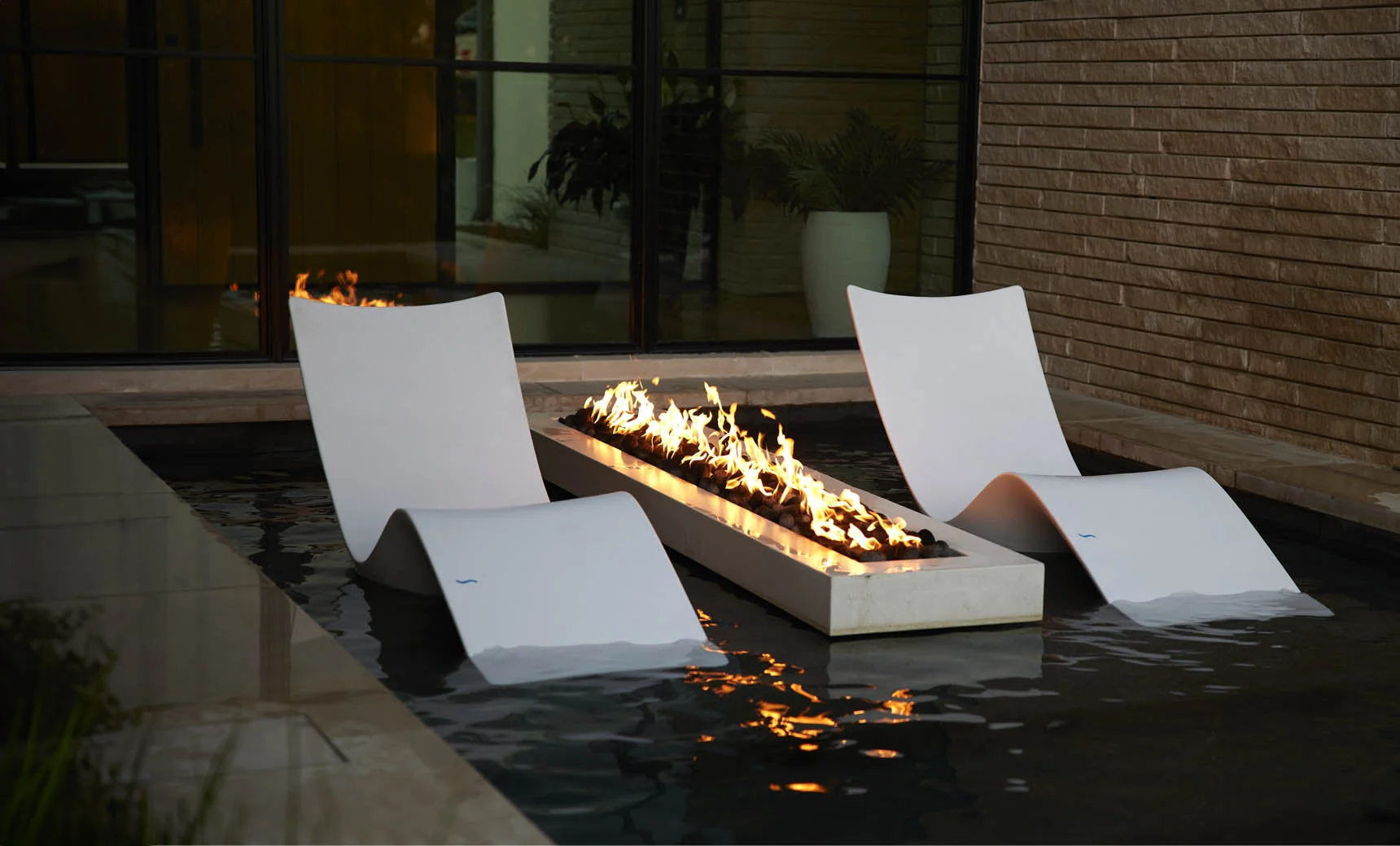 Ledge Lounger Autograph Chaise - Image 7