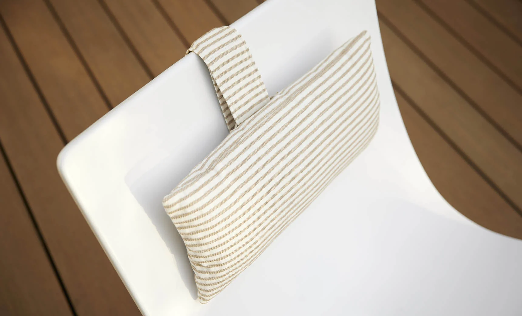 Ledge Lounger Autograph Headrest Pillow - Image 2