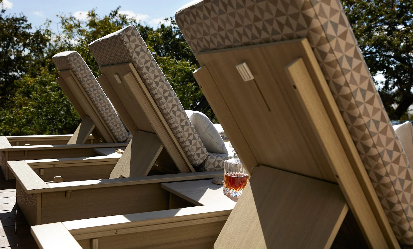 Ledge Lounger Echo Chaise - Image 3