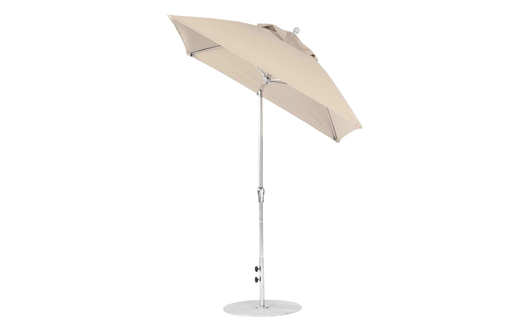 Ledge Lounger Essential Fiberglass Umbrella - 7.5' Square Crank Auto Tilt - Image 8