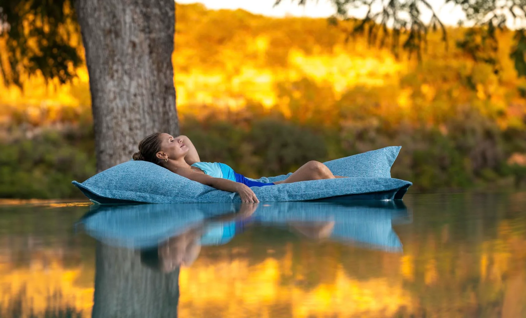 Ledge Lounger Laze Pillow - Image 5