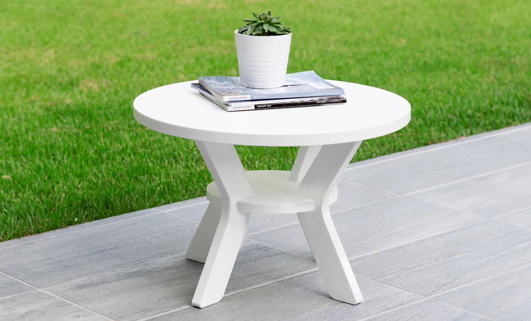 Ledge Lounger Mainstay Round Side Table - Image 2