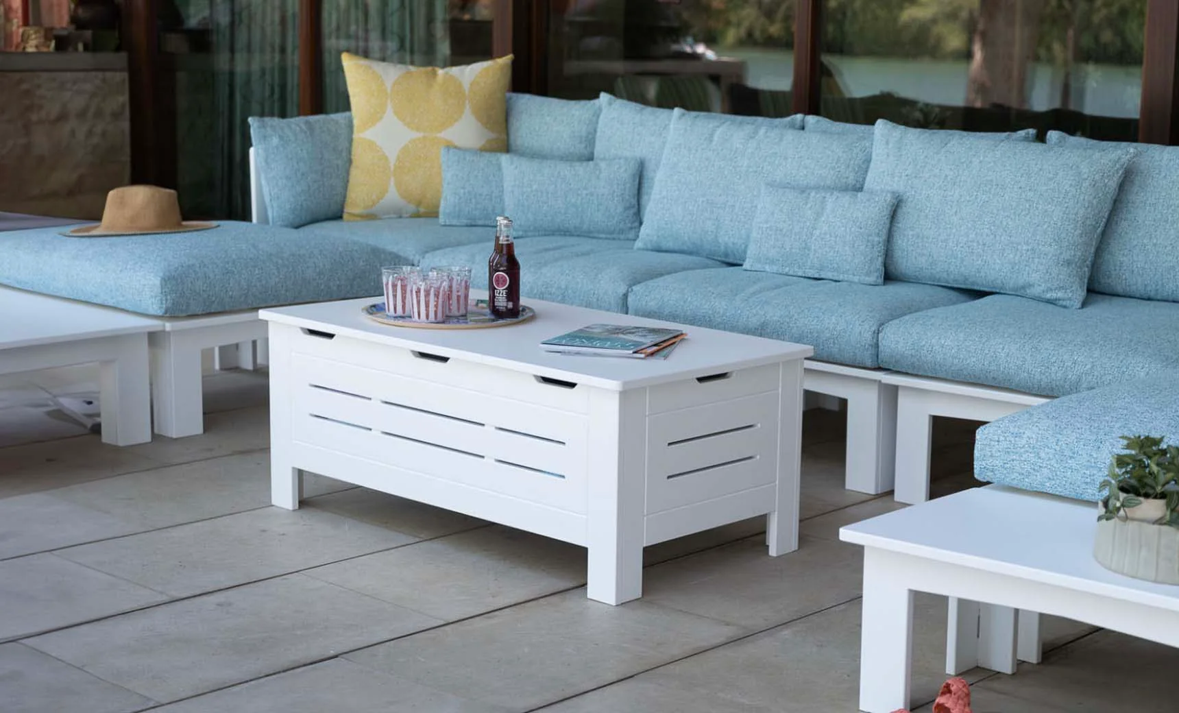 Ledge Lounger Mainstay Sectional Relaxed Middle - Image 9