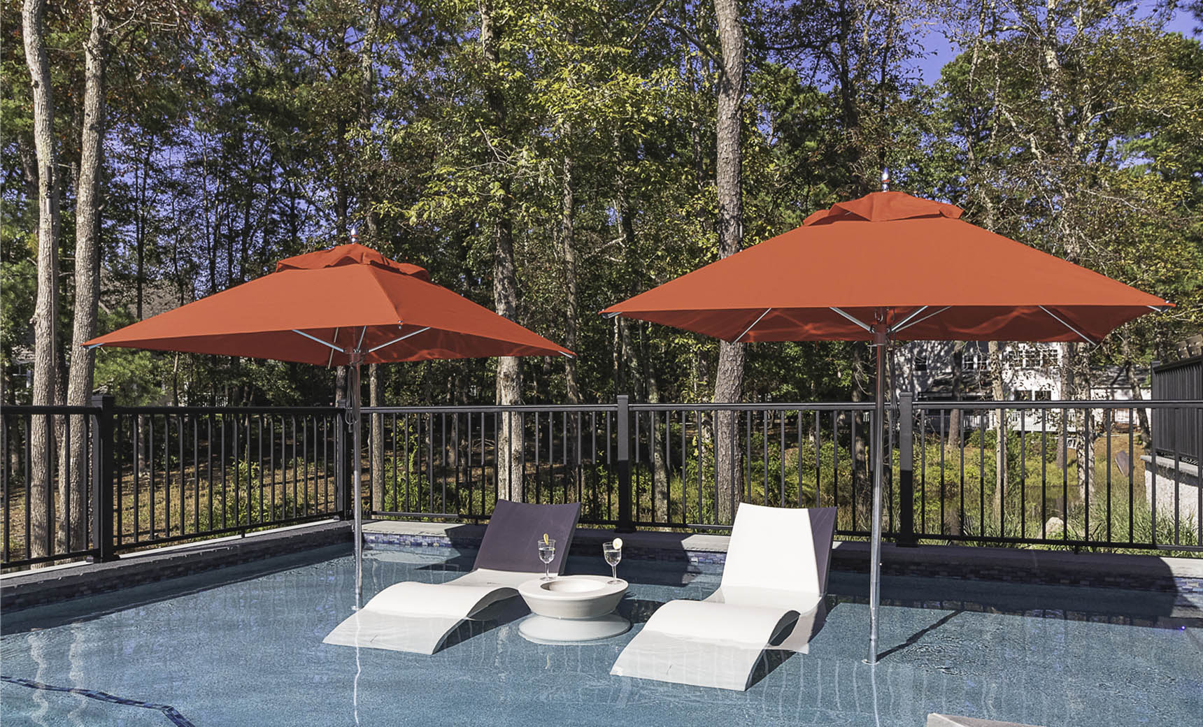Ledge Lounger Premier Aluminum Umbrella - 9' Octagon Pulley - Image 4