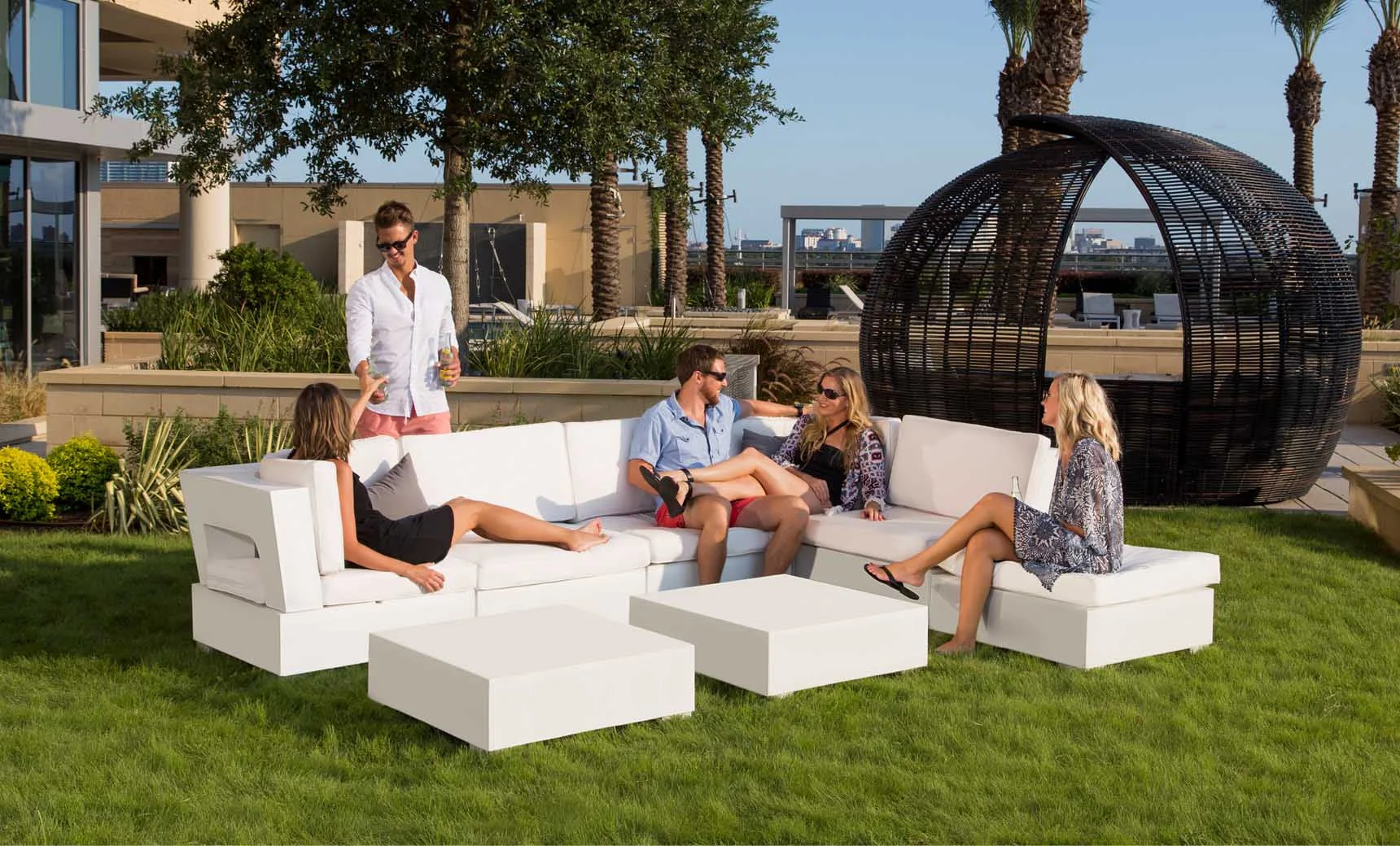Ledge Lounger Signature Coffee Table - Image 2