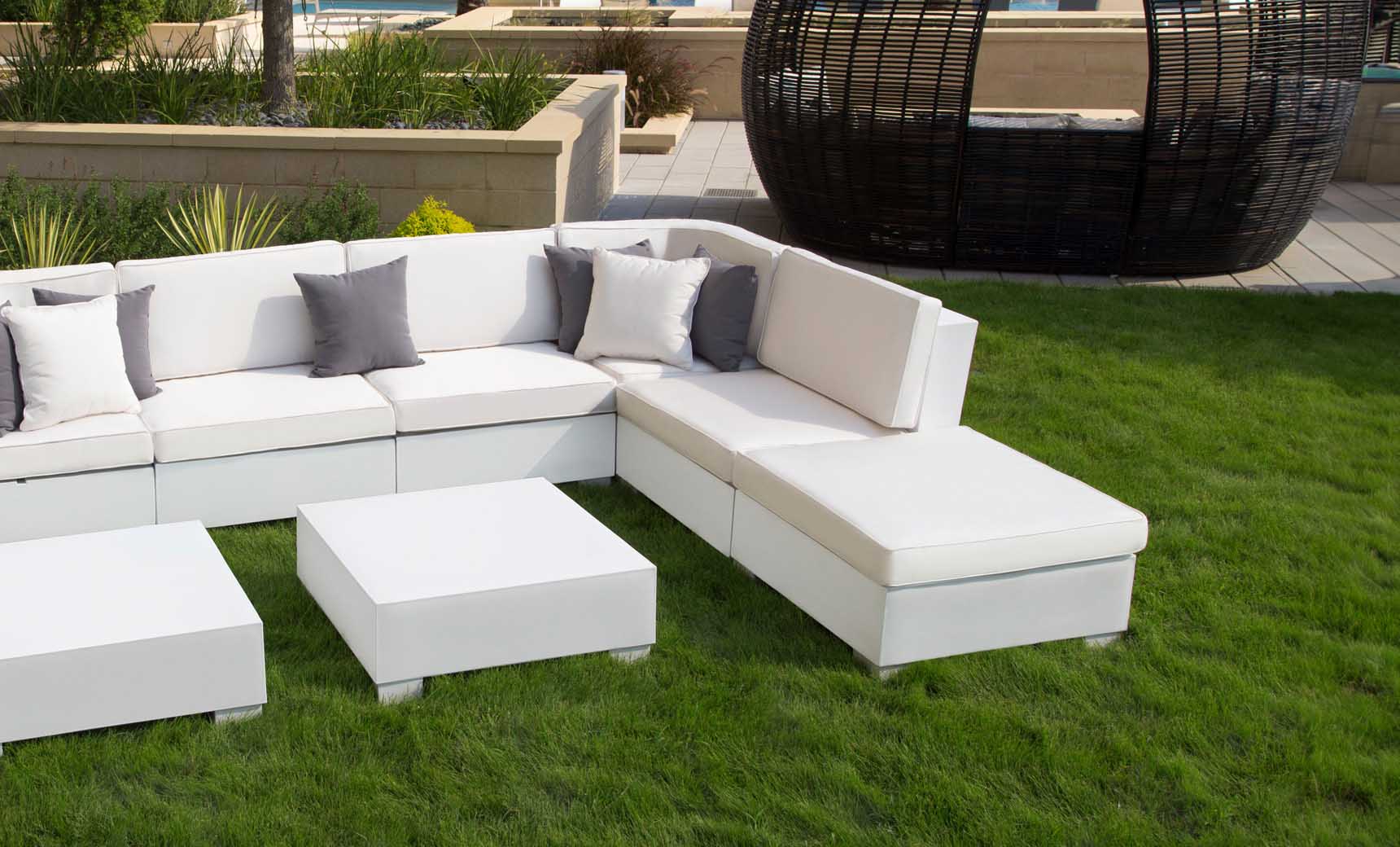Ledge Lounger Signature Sectional Ottoman - Image 4