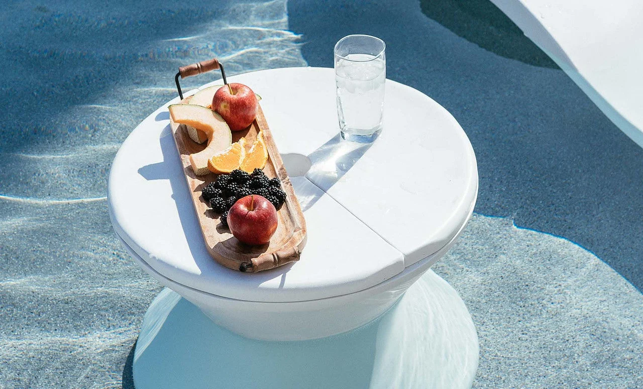 Ledge Lounger Signature Side Table Lid with Umbrella Hole - Image 3