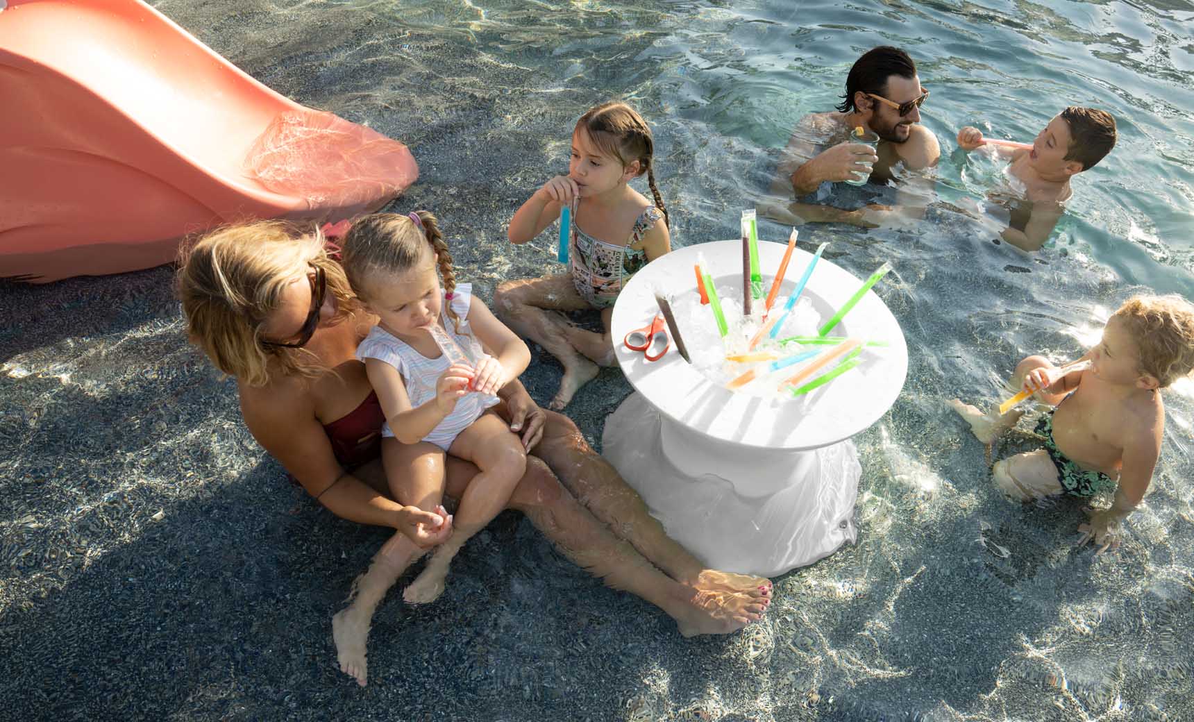 Ledge Lounger Signature Tall Ice Bin Side Table - Image 5