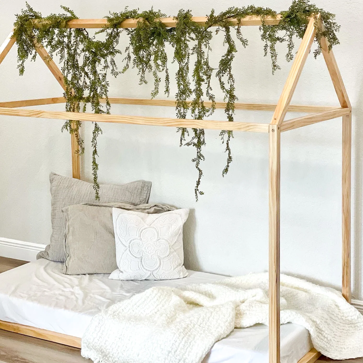 Montessori House Bed - Image 4