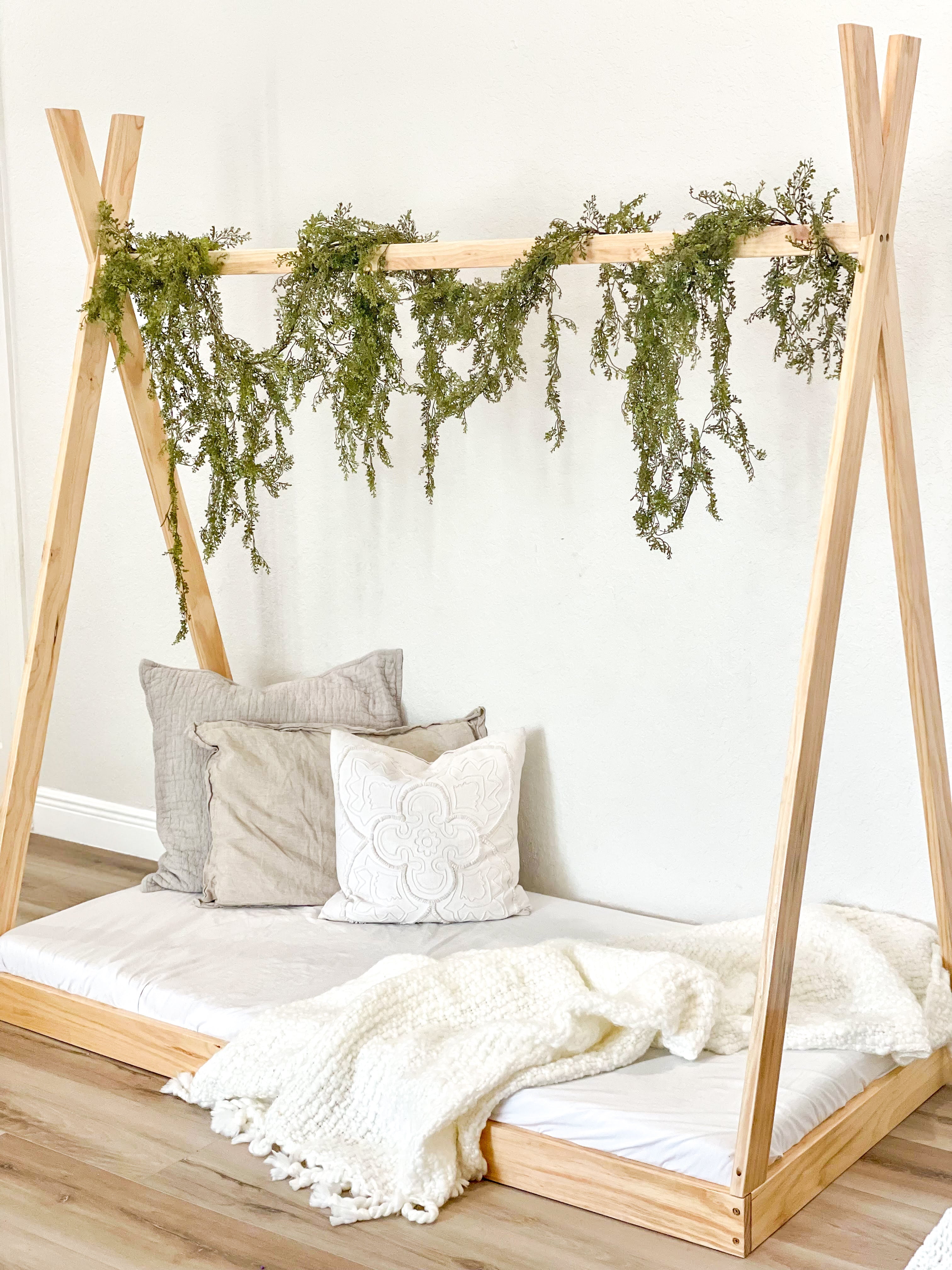Montessori Teepee Bed - Image 4
