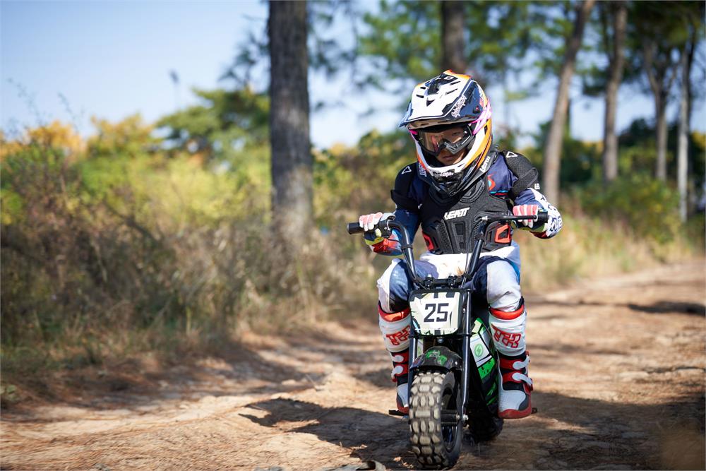 MotoTec 24V/9Ah 250W Electric Mini Bike - Image 7