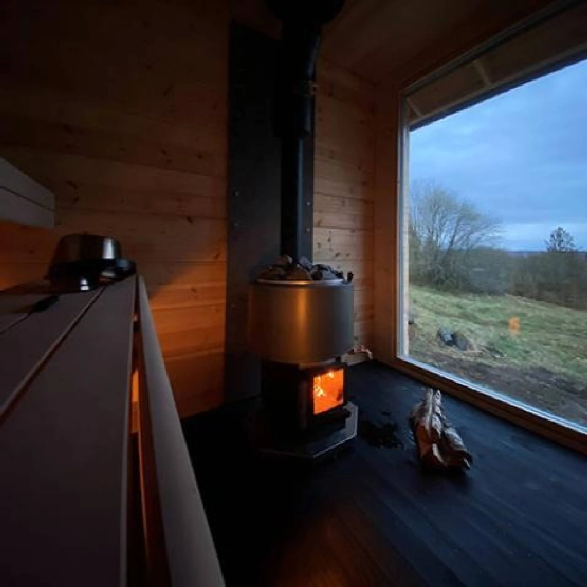 Narvi Luosto VS 16KW Wood-Burning Sauna Stove With Watertank & Stones [2145/163442] (SAK86430) - Image 6