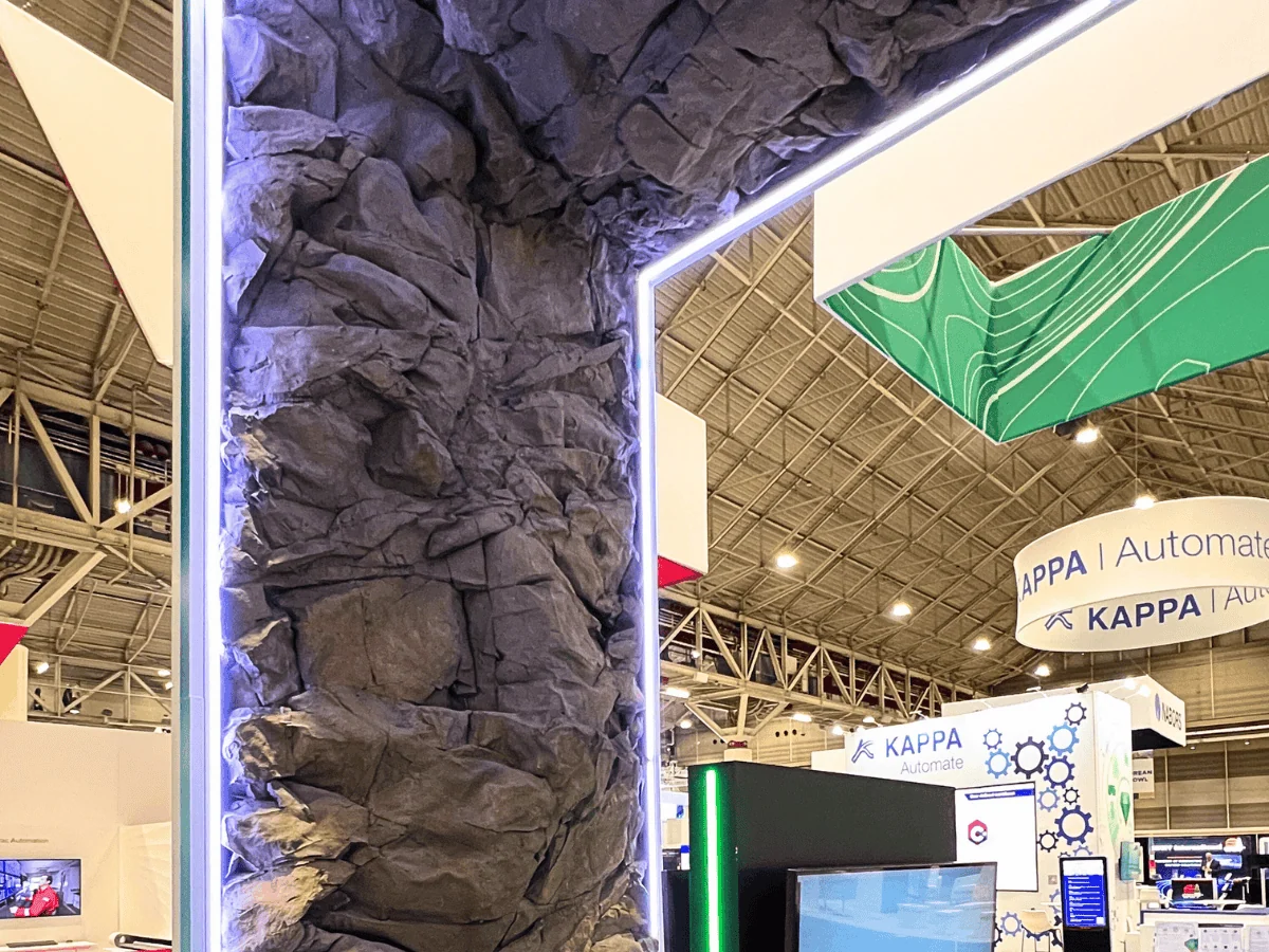 Universal Rocks Basalt Rock Wall Large 20' x 8' Panel – BASALT-WALL-LRG - Image 9