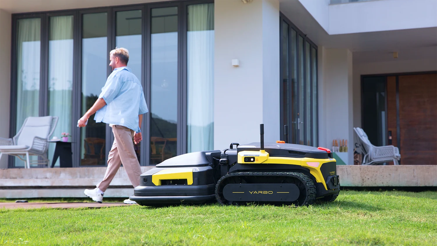 Yarbo Lawn Mower with Trimmer Bundle - Image 3